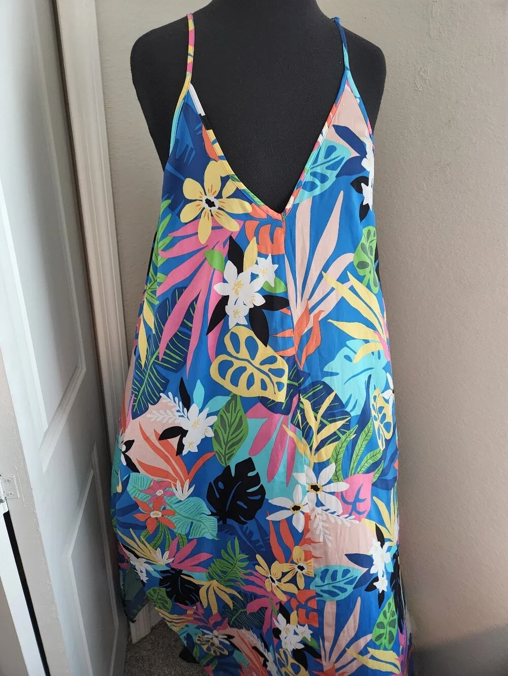 Van Winkle & Co flowy blue
